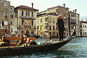 Gondel auf dem Canal Grande, Venedig, Italien