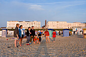 Strand, Meer, Borkum, Ostfriesische Inseln, Ostfriesland, Niedersachsen, Deutschland