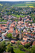 Luftaufnahme von Burghaun mit Katholischer und Evangelischer Kirche, Burghaun, Rhön, Hessen, Deutschland, Europa