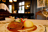 Thuringian dumplings with roulade, Henneberger Hof, Meiningen, Thuringia, Germany