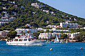 Bucht von Santa Eularia des Riu, Ibiza, Balearen, Spanien