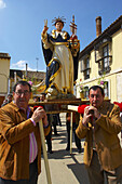 Prozession zu Ehren des hl. Telmo, Patronatsfest, Frómista, Kastilien-Leon, Spanien
