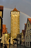 Der Altstadt mit Rödertor, Rothenburg ob der Tauber, Franken, Bayern, Deutschland