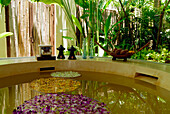 Badewanne im Massage Raum, Spa, Hotel Rayavadee, Hat Phra Nang, Krabi, Thailand