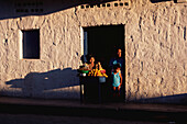 Obstverkauf, Frau verkauft Obst, Catarina, Granada, Nicaragua, Zentralamerika