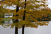 New Preston am Lake Waramaug in Connecticut ist ein beliebter Ort an dem reiche New Yorker ihre Wochenenddomizile besitzen., ,USA