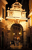 Torbogen Arco dei Balbi, Altstadt, Rovinj, Istrien, Kroatien
