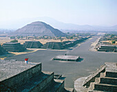 Pyramid of the Sun, ruins of the ancient pre-Aztec city of Teotihuacán. Mexico