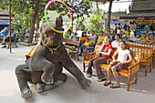Elephant show. Ayutthaya City. Thailand. January 2007.