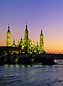 El Pilar basilica and Ebro river, Zaragoza. Aragon, Spain (April 2007)