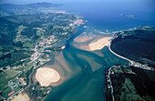 Gernika estuary mouth. Urdaibai Biosphere Reserve. Mundaka. Vizcaya. Euskadi. Spain.