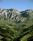 Picos de Europa. Macizo Central. Cantabria. Spain.