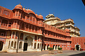 Chandra Mahal ( Palace of the Moon ), city palace current Maharaja s residence. Jaipur. India