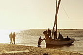 Traditional fishing sailing boat at Iwit, a village in the Banc d Arguine National Park (Unesco World Heritage). Banc d Arguine. Mauritania.