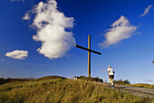 Man jogging to cross, Way of the Cross, Halde Haniel, Bottrop, Ruhr Valley, Ruhr, Northrhine Westphalia, Germany