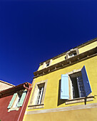 Color:houses, Roussillon village, Provence, France.