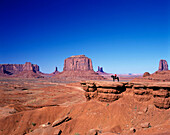 Scenic john ford s point, Monument valley navajo tribal park, utah / arizona, USA.