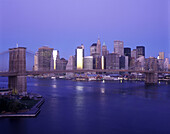 Brooklyn bridge, Downtown skyline, Manhattan, New York, USA