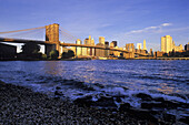 Brooklyn bridge, Downtown, Manhattan, New York, USA