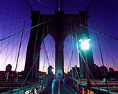 Brooklyn bridge, Brooklyn skyline, New York, USA