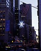 Crystal snowflake, Fifth Avenue, Midtown, Manhattan, New York, USA