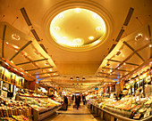 The market, Grand central terminal, Manhattan, New York, USA