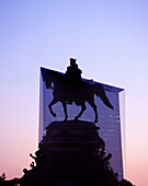 Washington statue, Parkway, Philadelphia, Pennsylvania, USA