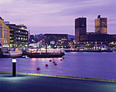 Pipervaka & city hall, Oslo, Norway.