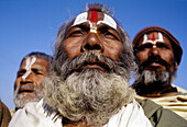 Men, Varanasi. Uttar Pradesh, India