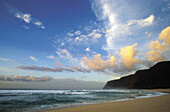 Beach. Coast of Na Pali. Kauai island. Hawai