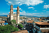 Church of Santa Prisca and town. Taxco. Mexico