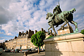Statue of Bertrand Du Guesclin. Promenade Des Petits Fosses. Côtes d Armor. Dinan. Brittany. France