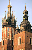 Kosciol Mariacki (St. Mary s Church, B.1220). Rynek Glowny. Krakow. Poland