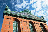 Harold Washington Library Center, exterior building detail. Chicago. Illinois, USA