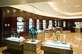 Dubai Sheikh Zayed Road Emirates towers Shopping Mall , glas art, Parfume shop
