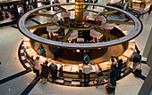 Dubai International Airport Dubai United Arab Emirates, Sheikh Rashid Terminal, duty free shopping zone, Gold shop