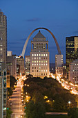 Downtown & Gateway Arch from the West at evening. St. Louis. Missouri, USA.