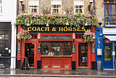 UK, London. Covent Garden. Coach and Horses pub