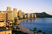 Waikiki beach and Diamond Head. Honolulu, Oahu. Hawaii, USA