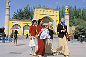 Id Kah Mosque. Kashgar (Kashi). Sinkiang Province (Xinjiang). China