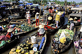 Vietnam. Mekong Delta. Can Tho. Floating market of Cai Rang.