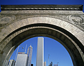 Old stock exchange arch, Chicago, Illinois, USA.