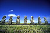Moai, Ahu akivi, Easterisland, Chile.