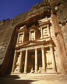 Treasury, (al khaznah) ruins, Petra ruins, Jordan.