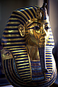 Tutankhamun face mask, Egyptian archeologicalmuseum, Cairo, Egypt.