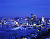 Downtown, Pittsburgh, Pennsylvania, USA.