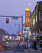 Bars & restaurants, Beale Street, Memphis, Tennessee, USA.