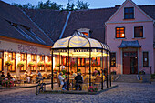 Restaurant am Theaterplatz in Klaipeda (Memel), Litauen