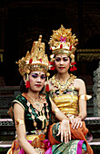 Ramaya Dance. Balinese dancers from Ubud, Indonesia