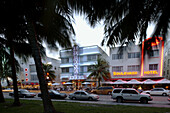 Usa. Florida. Miami Beach. South Beach. Art deco district. Ocean Drive at dusk